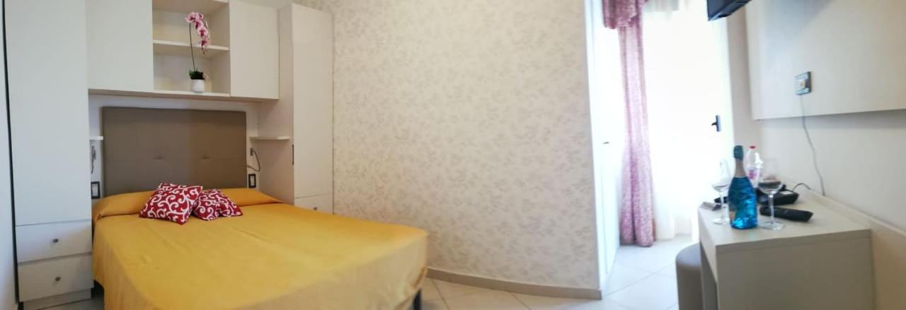 Hotel Metropol Sottomarina Extérieur photo