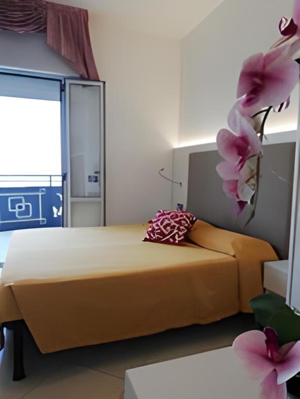 Hotel Metropol Sottomarina Extérieur photo