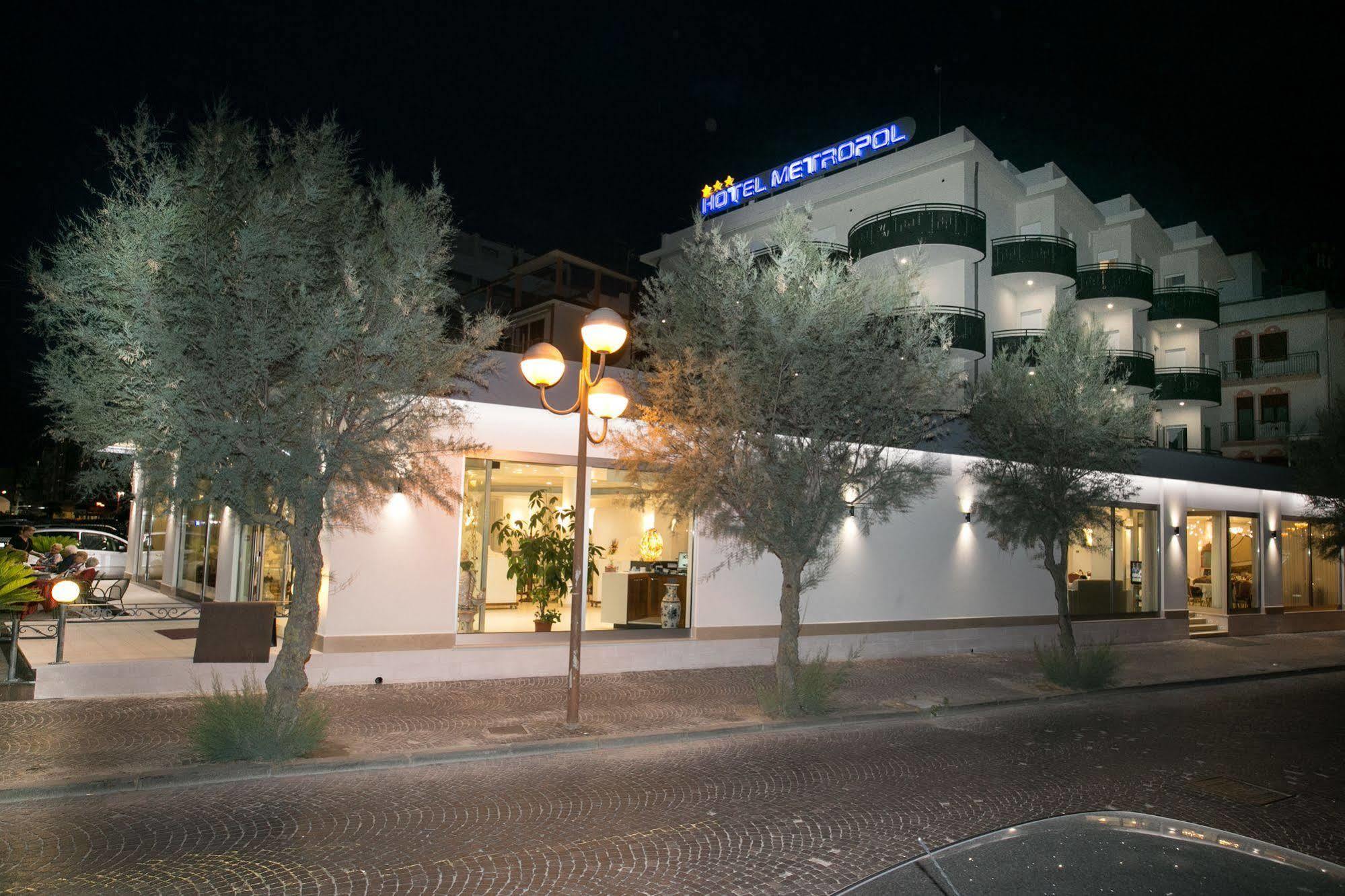 Hotel Metropol Sottomarina Extérieur photo